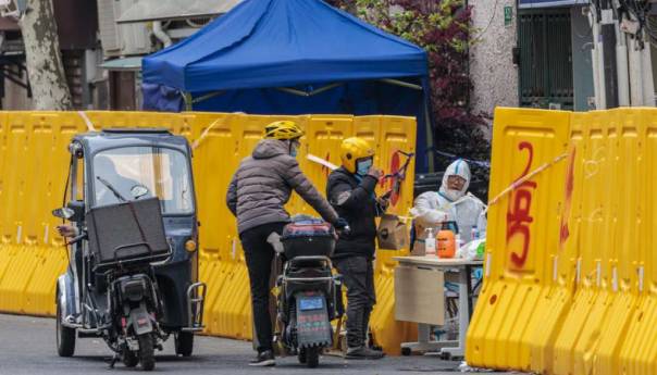Šangaj proširuje lockdown, grad od 26 miliona stanovnika u karantinu Šangaj proširuje lockdown, grad od 26 miliona stanovnika u karantinu