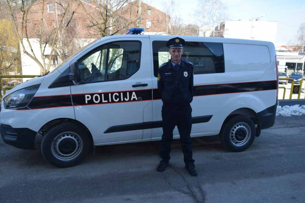 Za vikend u Tešnju šest saobraćajnih nezgoda Za vikend u Tešnju šest saobraćajnih nezgoda