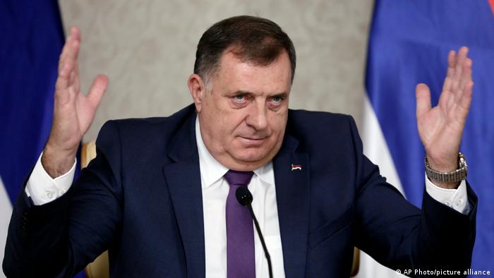 Dodik: Čuo sam da Schmit želi nametnuti budžet, ako to uradi slijede ozbiljne posljedice Dodik: Čuo sam da Schmit želi nametnuti budžet, ako to uradi slijede ozbiljne posljedice