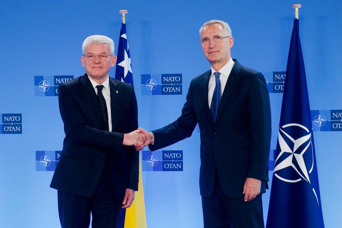 Džaferović održao sastanak sa Stoltenbergom, NATO najavio jačanje odbrambenih kapaciteta BiH Džaferović održao sastanak sa Stoltenbergom, NATO najavio jačanje odbrambenih kapaciteta BiH
