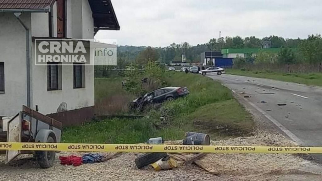 Kod Gradačca u saobraćajnoj nesreći poginule dvije osobe Kod Gradačca u saobraćajnoj nesreći poginule dvije osobe