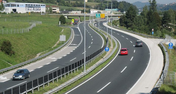NESTVARNE VIJESTI IZ AUTOCESTA FBIH: GOTOVO 2,5 MILIJARDI ULAŽU U CESTE, USKORO NOVIH 85 KILOMETARA AUTOPUTA! NESTVARNE VIJESTI IZ AUTOCESTA FBIH: GOTOVO 2,5 MILIJARDI ULAŽU U CESTE, USKORO NOVIH 85 KILOMETARA AUTOPUTA!