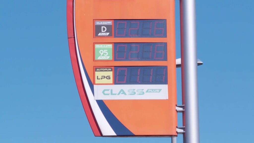 ČETIRI NAJVEĆA NAFTAŠA U RS ZAJEDNO ZARADILA MANJE OD “HIFA PETROLA” I “HIFA OILA” ČETIRI NAJVEĆA NAFTAŠA U RS ZAJEDNO ZARADILA MANJE OD “HIFA PETROLA” I “HIFA OILA”