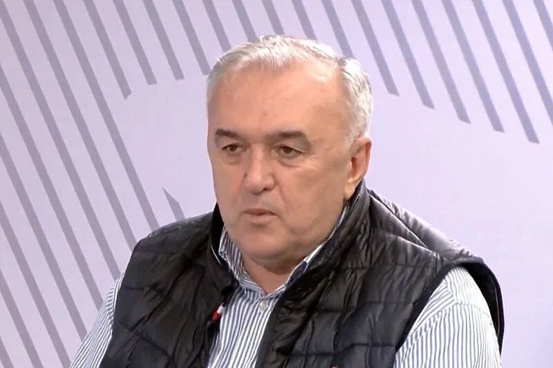 Umičević: Sarajevo mi se zgadilo, ne idem na utakmice dok su tamo "ratne muslimanske zastave" Umičević: Sarajevo mi se zgadilo, ne idem na utakmice dok su tamo "ratne muslimanske zastave"