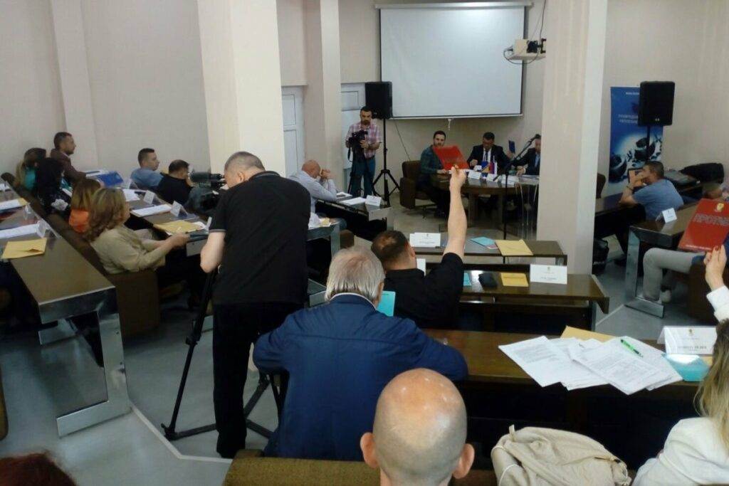 Rasprava u Skupštini grada Doboj: "Jao nama i šta ćemo sad" Rasprava u Skupštini grada Doboj: "Jao nama i šta ćemo sad"