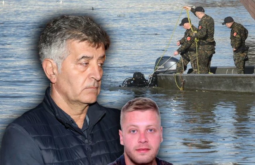 Periševoj majci pozlilo: Intervenisala hitna pomoć, po izlasku iz bolnice zahvalila se na izrazima saučešća (FOTO) Periševoj majci pozlilo: Intervenisala hitna pomoć, po izlasku iz bolnice zahvalila se na izrazima saučešća (FOTO)