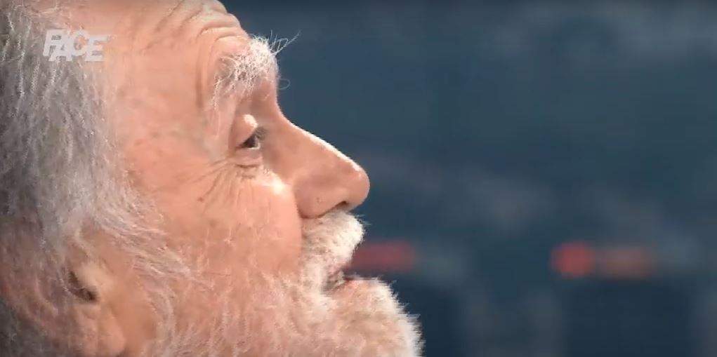 Kada je Josip Pejaković uzeo knjigu i rekao ovo kod Senada Hadžifejzovića javnost je zanijemila… Kada je Josip Pejaković uzeo knjigu i rekao ovo kod Senada Hadžifejzovića javnost je zanijemila…