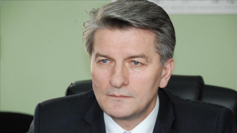 MEHMEDOVIĆ FUDBALSKIM RJEČNIKOM KOMENTARISAO UTRKU ZA PREDSJEDNIŠTVO BiH: "Ako i Bećirović pobijedi bit će 2:1 za BiH" MEHMEDOVIĆ FUDBALSKIM RJEČNIKOM KOMENTARISAO UTRKU ZA PREDSJEDNIŠTVO BiH: "Ako i Bećirović pobijedi bit će 2:1 za BiH"