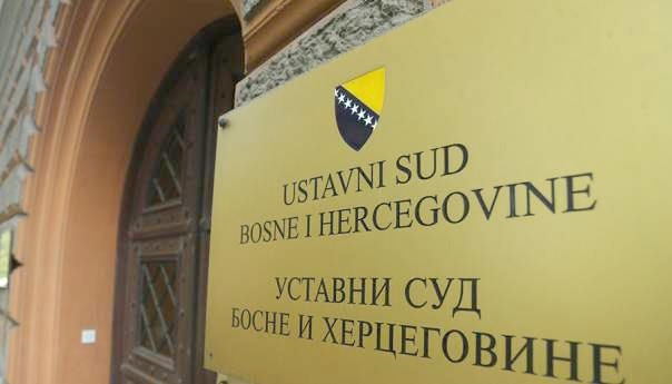 Ustavni sud BiH ukinuo dijelove zaključaka Narodne skupštine RS-a o prijenosu nadležnosti Ustavni sud BiH ukinuo dijelove zaključaka Narodne skupštine RS-a o prijenosu nadležnosti