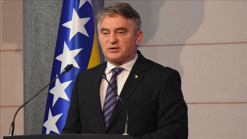 Hrvatski blok vjeruje da ujedinjena bošnjačka opozicija slabi Željka Komšića Hrvatski blok vjeruje da ujedinjena bošnjačka opozicija slabi Željka Komšića