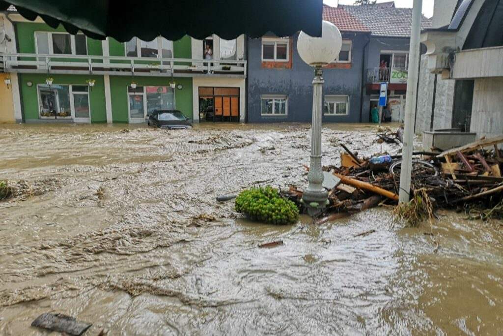 U Čeliću 30 porodica bez krova nad glavom, za sanaciju štete potrebna dva općinska budžeta