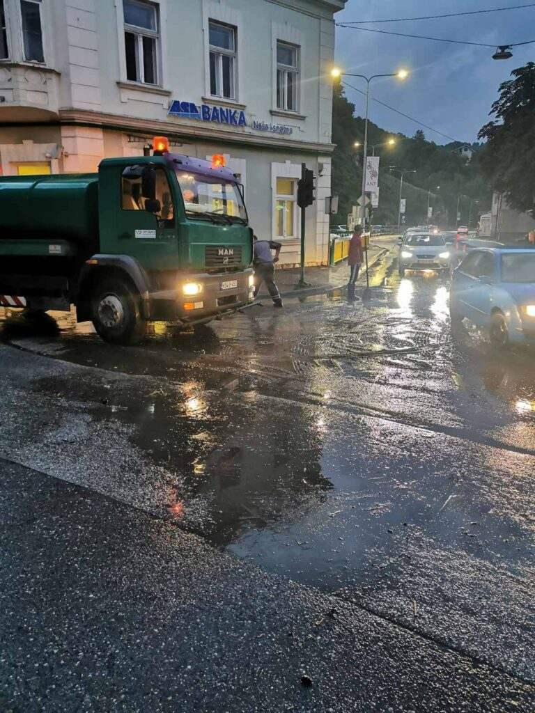 PREGLED SERVISNIH INFORMACIJA U TEŠNJU