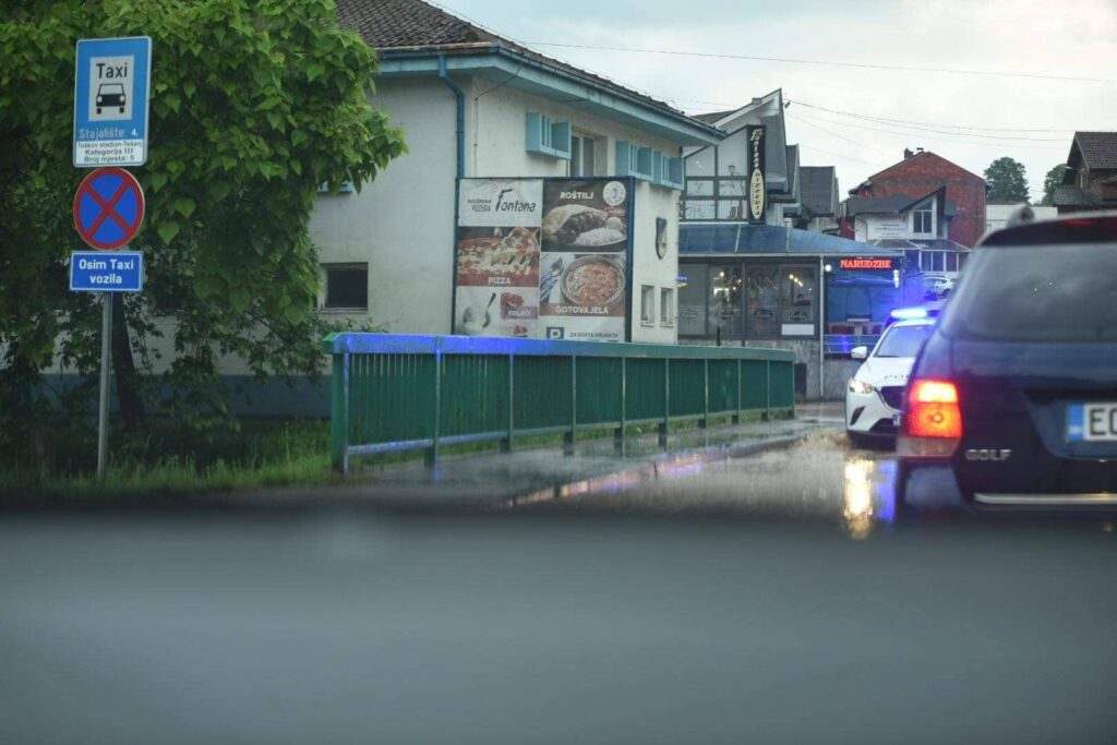 FOTO: TEŠANJ SE BORI SA POSLJEDICAMA VELIKE POPLAVE