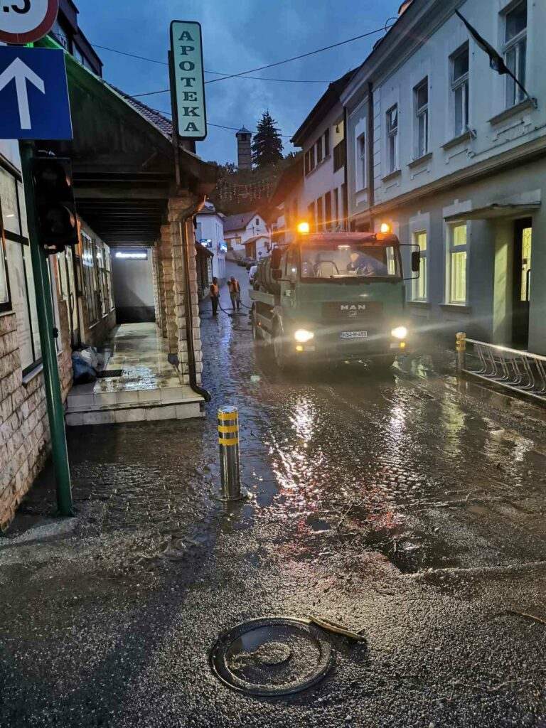 PREGLED SERVISNIH INFORMACIJA U TEŠNJU PREGLED SERVISNIH INFORMACIJA U TEŠNJU