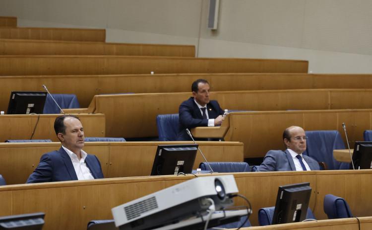 U državnom Parlamentu kao u kafani: Dolazi kad ko želi i ako želi U državnom Parlamentu kao u kafani: Dolazi kad ko želi i ako želi