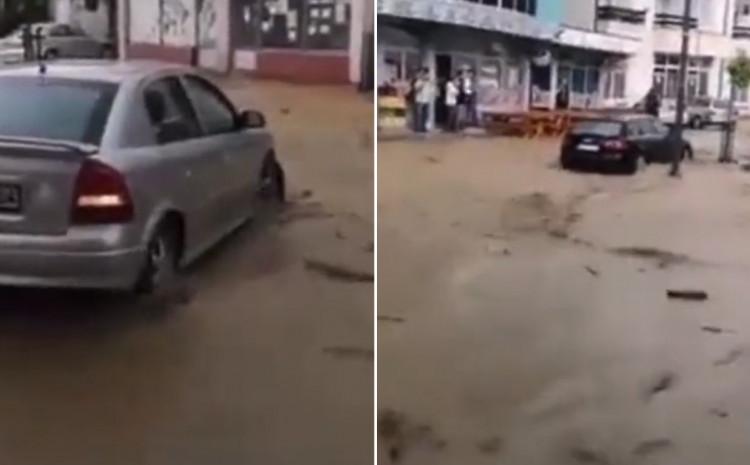 Poplave u Čeliću: Stotinjak objekata pod vodom Poplave u Čeliću: Stotinjak objekata pod vodom