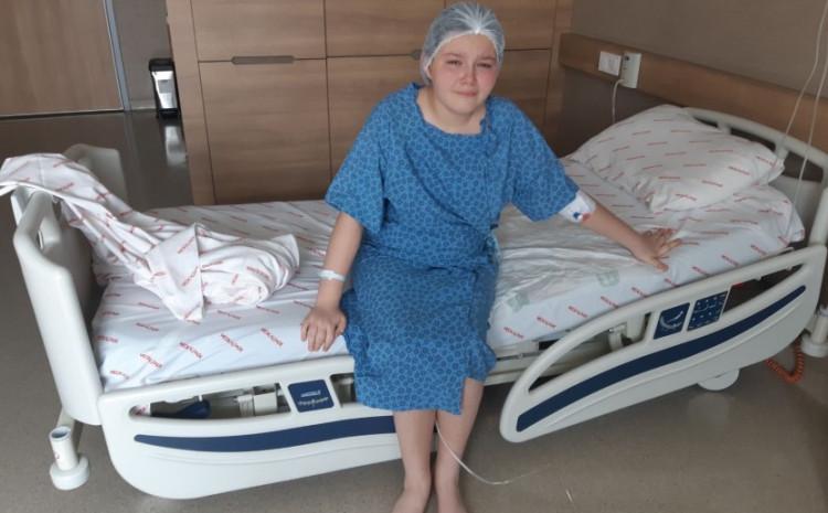 Jedanaestogodišnjoj djevojčici Lani Hasančević iz Sarajeva potrebna pomoć Jedanaestogodišnjoj djevojčici Lani Hasančević iz Sarajeva potrebna pomoć