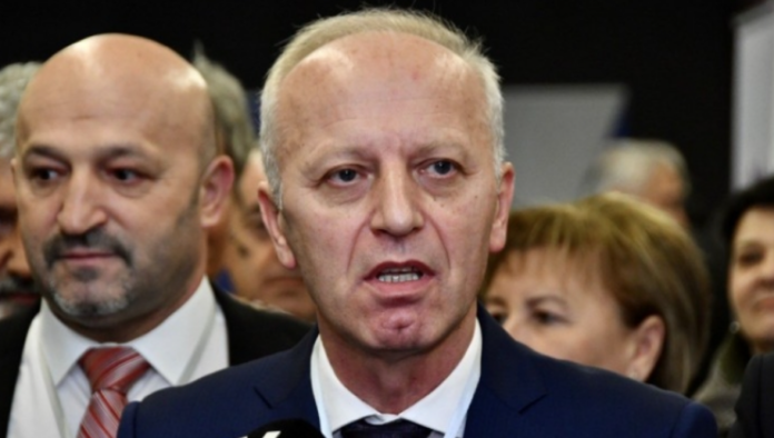 Bektić: Tražit ćemo od Vlade FBiH da se minimalna neto plaća podigne na 650 KM Bektić: Tražit ćemo od Vlade FBiH da se minimalna neto plaća podigne na 650 KM