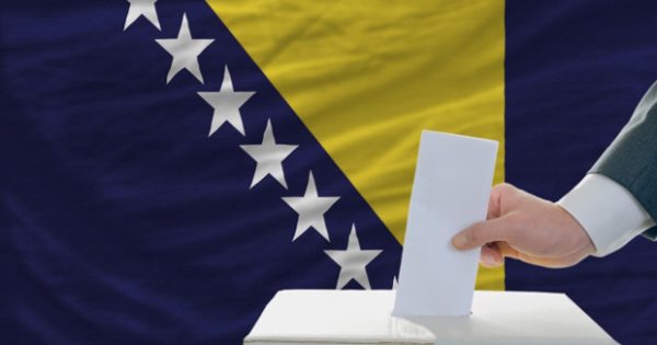 IZ AUSTRIJE SE ZA IZBORE U BIH OD MOGUĆIH 95.000 PRIJAVILO SAMO 350 LJUDI IZ AUSTRIJE SE ZA IZBORE U BIH OD MOGUĆIH 95.000 PRIJAVILO SAMO 350 LJUDI