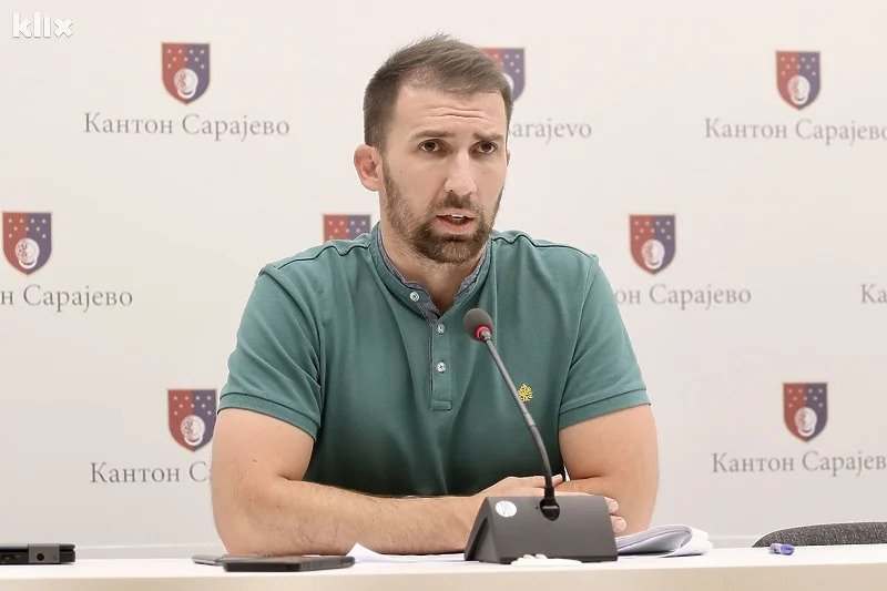 Sarajevski ministar lični stav protiv Povorke ponosa objavio na stranici ministarstva Sarajevski ministar lični stav protiv Povorke ponosa objavio na stranici ministarstva