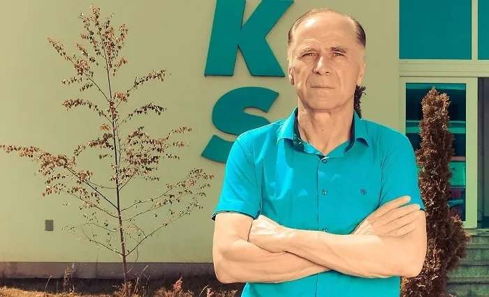 Biznismen iz Tešnja imao je život pun uspona i padova: Od taksiste došao do vlasnika fabrike sa sto radnika Biznismen iz Tešnja imao je život pun uspona i padova: Od taksiste došao do vlasnika fabrike sa sto radnika