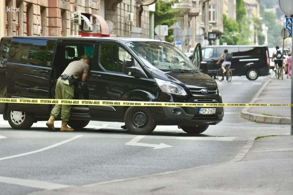 Blokirane ulice i jake policijske snage: Ovako Sarajevo izgleda uoči početka Povorke ponosa Blokirane ulice i jake policijske snage: Ovako Sarajevo izgleda uoči početka Povorke ponosa