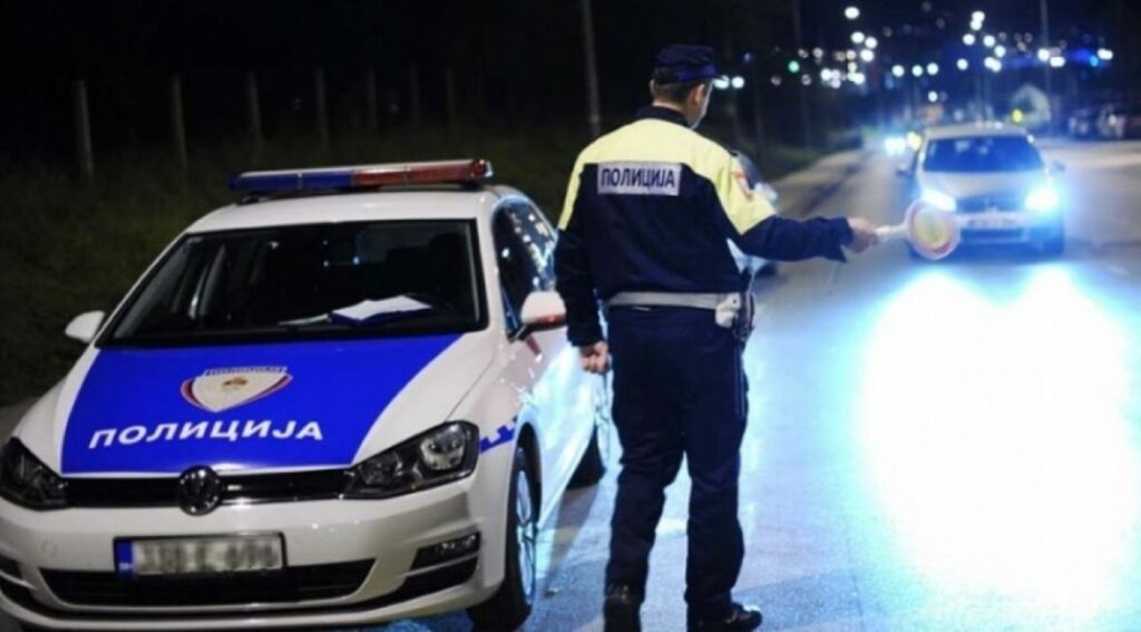 Galamili pa im nađena droga, oduzet auto i utvrđeno da su ukrali kravu Galamili pa im nađena droga, oduzet auto i utvrđeno da su ukrali kravu