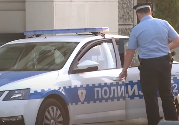 DETALJI HAPŠENJA U TESLIĆU: Komšinica osujetila migrantima pokušaj pljačke DETALJI HAPŠENJA U TESLIĆU: Komšinica osujetila migrantima pokušaj pljačke