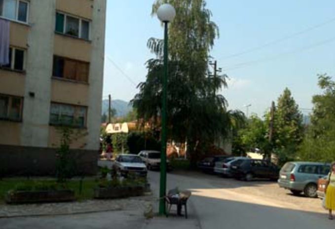 Tešanj: Ispred zgrade “Simetrala II” ukraden moped Tešanj: Ispred zgrade “Simetrala II” ukraden moped