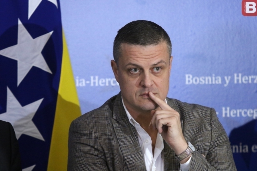 Vojin Mijatović i zvanično kandidat SDP-a za Predsjedništvo BiH, planira pobijediti Dodika Vojin Mijatović i zvanično kandidat SDP-a za Predsjedništvo BiH, planira pobijediti Dodika