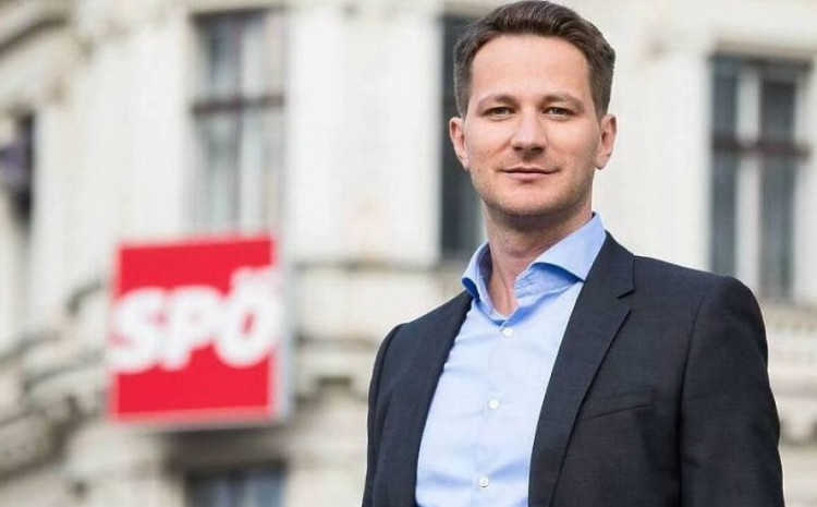 Husagić: Prijavljeno 65.000 birača iz inozemstva Husagić: Prijavljeno 65.000 birača iz inozemstva
