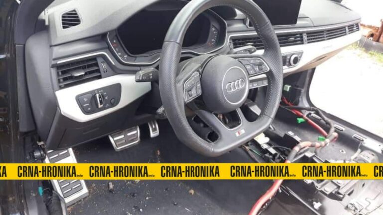KAKO JE RADITI NA AUTOOTPADU U VITEZU: PAKOVAO SAM SKUPOCJENE AUTOMOBILE. POTPISIVAO GODIŠNJI OD 22 DANA A ODMARAO 5, SVE ZA 480KM NA BANKU KAKO JE RADITI NA AUTOOTPADU U VITEZU: PAKOVAO SAM SKUPOCJENE AUTOMOBILE. POTPISIVAO GODIŠNJI OD 22 DANA A ODMARAO 5, SVE ZA 480KM NA BANKU