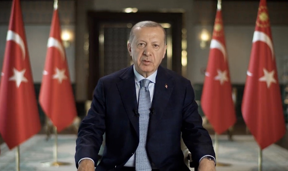 Erdoganova poruka pročitana u Potočarima: Osigurati budućnost BiH kao jake zemlje naš je dug prema šehidima Erdoganova poruka pročitana u Potočarima: Osigurati budućnost BiH kao jake zemlje naš je dug prema šehidima