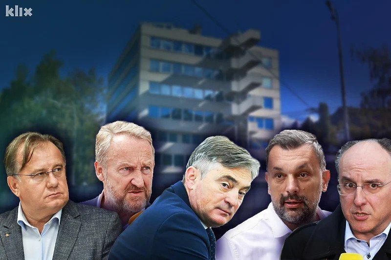Kako je Schmidt preko noći ujedinio stranke sa različitih političkih polova Kako je Schmidt preko noći ujedinio stranke sa različitih političkih polova