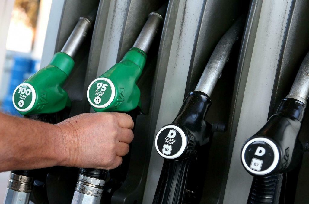 Litar benzina u BiH “sletio” na 3 KM, a dizela na 3,16 KM Litar benzina u BiH “sletio” na 3 KM, a dizela na 3,16 KM