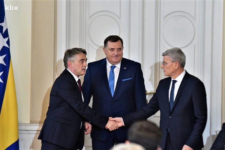 PREDSJEDNIŠTVO BIH JEDNOGLASNO DALO SAGLASNOST DA ORUŽANE SNAGE GASE POŽAR KOD BORAČKOG JEZERA PREDSJEDNIŠTVO BIH JEDNOGLASNO DALO SAGLASNOST DA ORUŽANE SNAGE GASE POŽAR KOD BORAČKOG JEZERA
