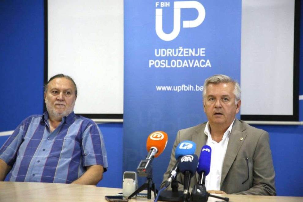 Udruženje poslodavaca FBiH traži smanjenje broja dana bolovanja koje plaća poslodavac sa 42 na 15 Udruženje poslodavaca FBiH traži smanjenje broja dana bolovanja koje plaća poslodavac sa 42 na 15
