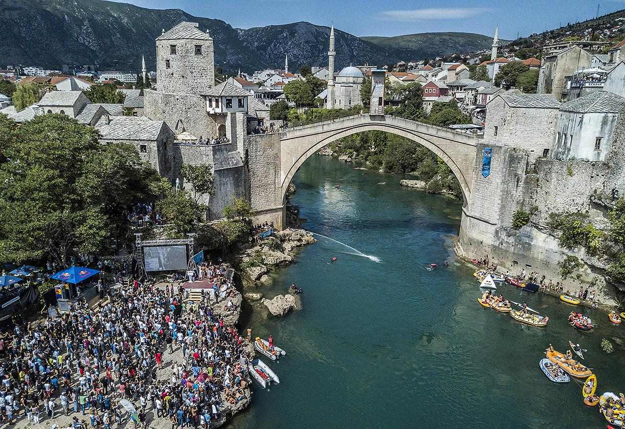 Danas se održavaju tradicionalni skokovi sa Starog mosta u Mostaru