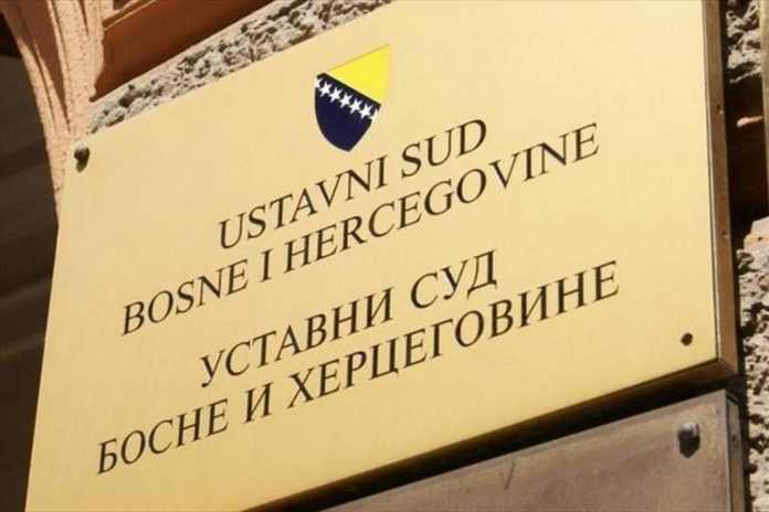 USTAVNI SUD BIH: ZAKON O LIJEKOVIMA REPUBLIKE SRPSKE VAN SNAGE USTAVNI SUD BIH: ZAKON O LIJEKOVIMA REPUBLIKE SRPSKE VAN SNAGE