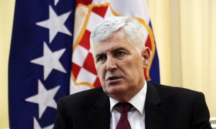 Čović: Schmidt će morati nametnuti odluku o izmjenama Izbornog zakona Čović: Schmidt će morati nametnuti odluku o izmjenama Izbornog zakona