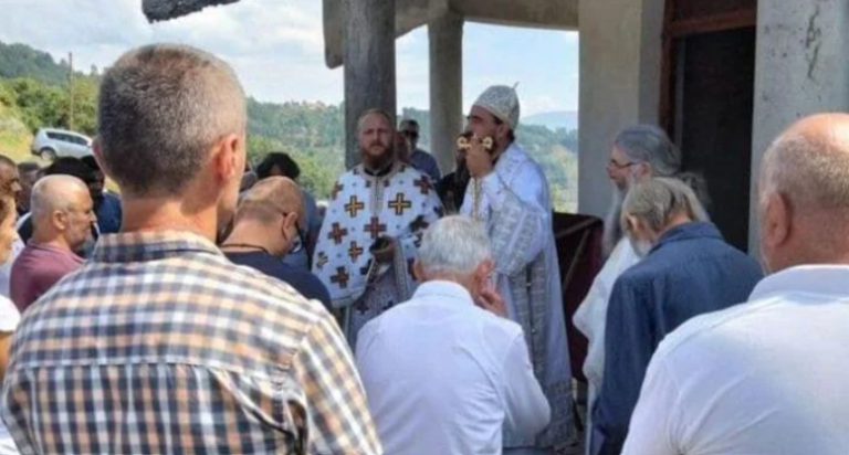 EPISKOP SPC VELIČAO IZVRŠITELJE GENOCIDA NAD BOŠNJACIMA EPISKOP SPC VELIČAO IZVRŠITELJE GENOCIDA NAD BOŠNJACIMA