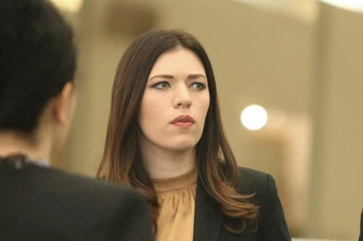 SANJA VULIĆ: SCHMIDT JE ONAKO NERVOZAN JER MU JE POSTALO JASNO ŠTA ZNAČI LAŽNI BOŠNJAČKI ZAGRLJAJ SANJA VULIĆ: SCHMIDT JE ONAKO NERVOZAN JER MU JE POSTALO JASNO ŠTA ZNAČI LAŽNI BOŠNJAČKI ZAGRLJAJ