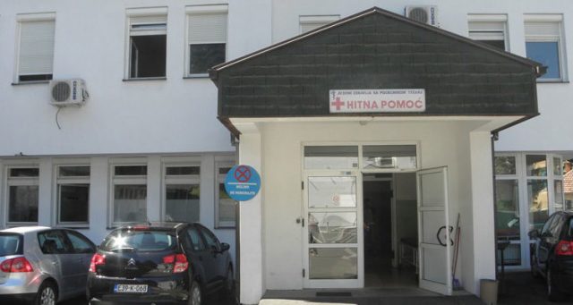 Tešanj: Tražio hitnu medicinsku pomoć pa mu pronašli drogu u džepu Tešanj: Tražio hitnu medicinsku pomoć pa mu pronašli drogu u džepu
