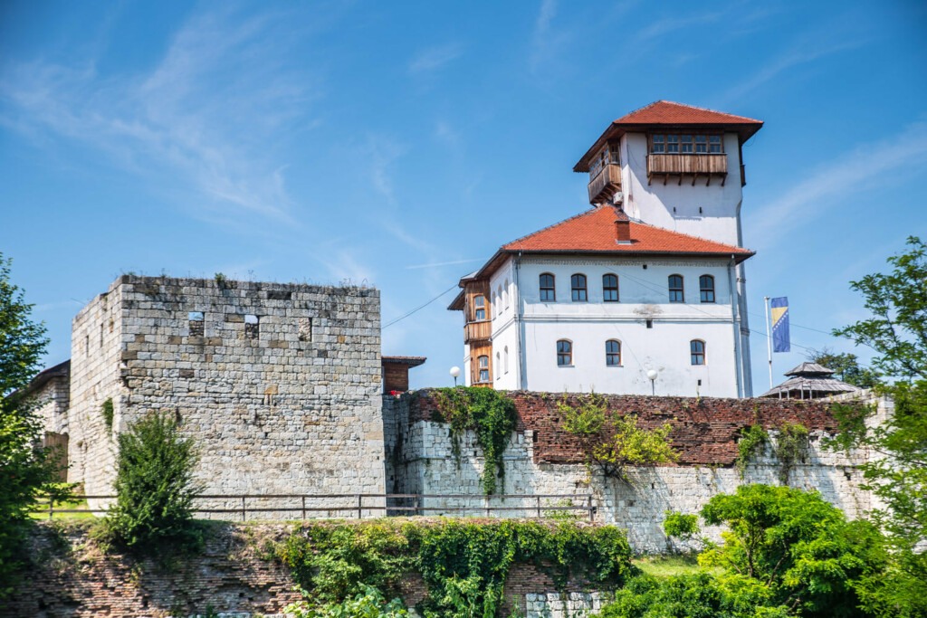 Gradačac je privredno potentan dio BiH: Ekonomske prilike prepoznaju i strani investitori Gradačac je privredno potentan dio BiH: Ekonomske prilike prepoznaju i strani investitori