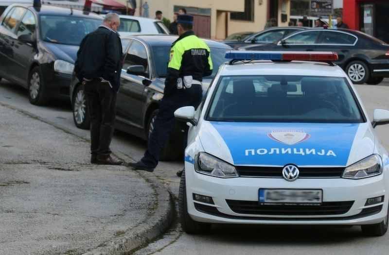 Teslić: Slagao da je policajac pa na prevaru uzeo novac