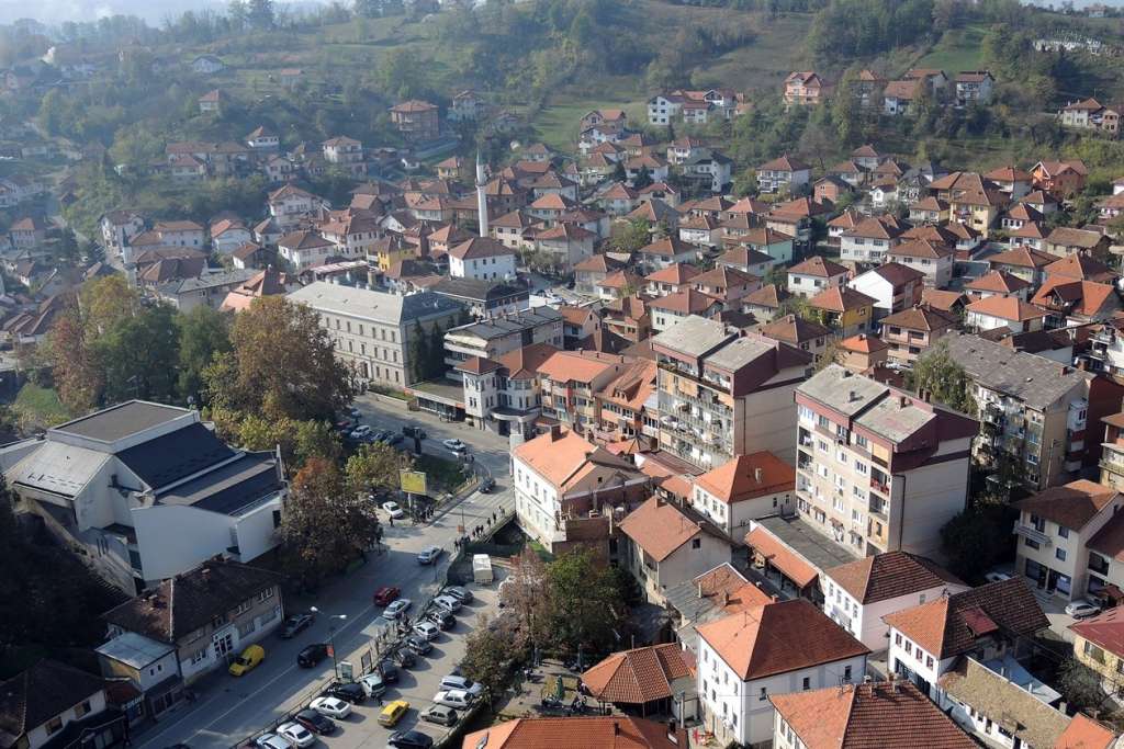 Srbijanski privrednici u Tešnju: Ovo je mala Švicarska Srbijanski privrednici u Tešnju: Ovo je mala Švicarska