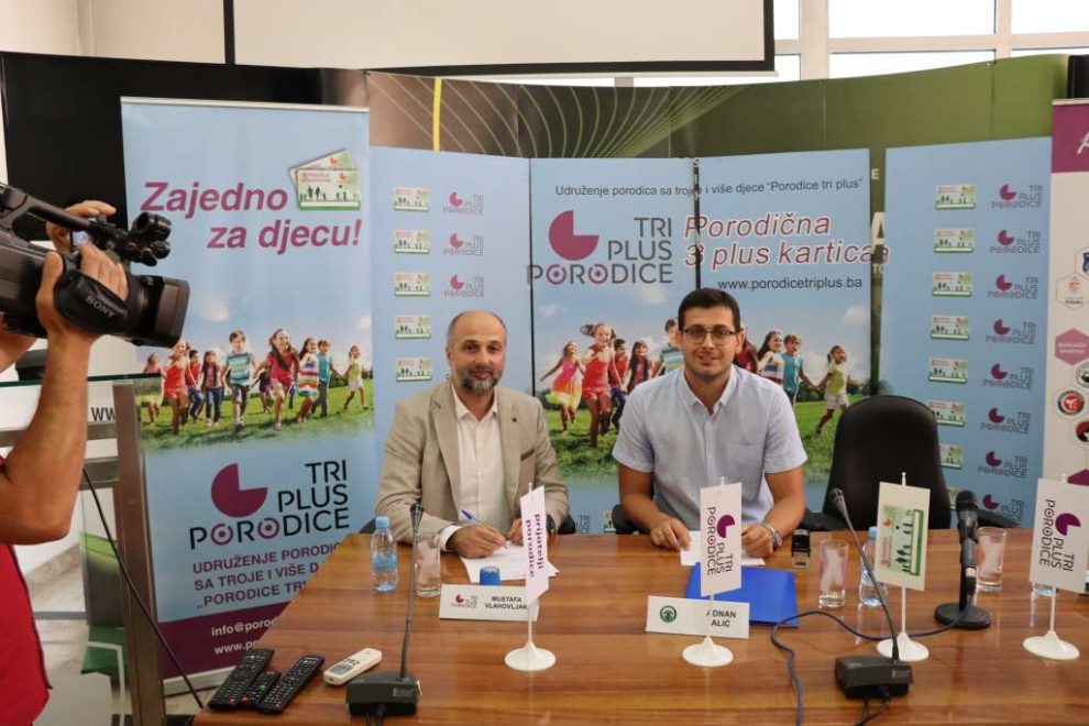 Tešanjski sportski klubovi omogućili besplatne članarine za porodice s troje ili više djece Tešanjski sportski klubovi omogućili besplatne članarine za porodice s troje ili više djece