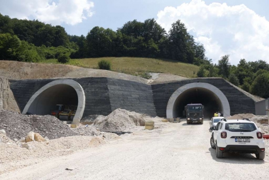 GOTOV DO KRAJA MJESECA: Pogledajte kako izgleda vožnja kroz tunel Ivan (VIDEO)