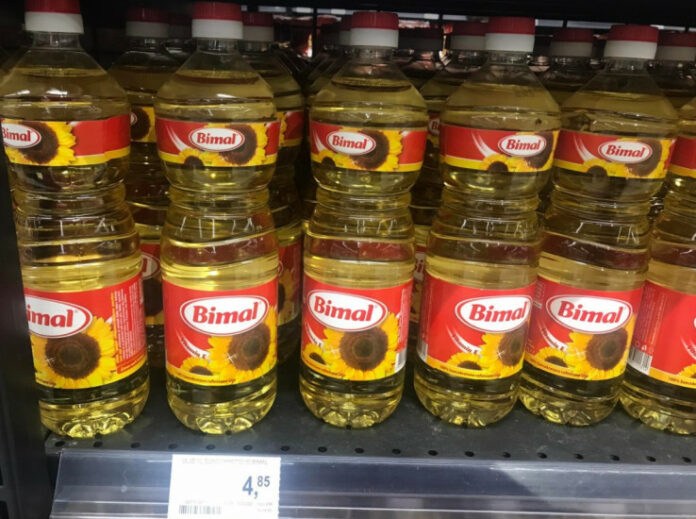 Cijena ulja napokon pala ispod 5 KM: Pada i cijena piletine Cijena ulja napokon pala ispod 5 KM: Pada i cijena piletine