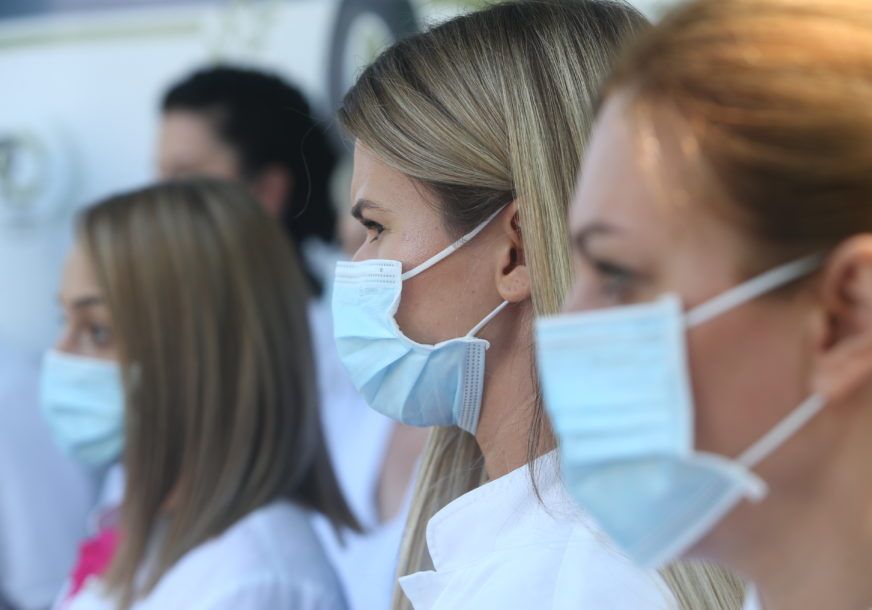 Nošenje zaštitnih maski u FBiH od danas obavezno u svim zdravstvenim ustanovama